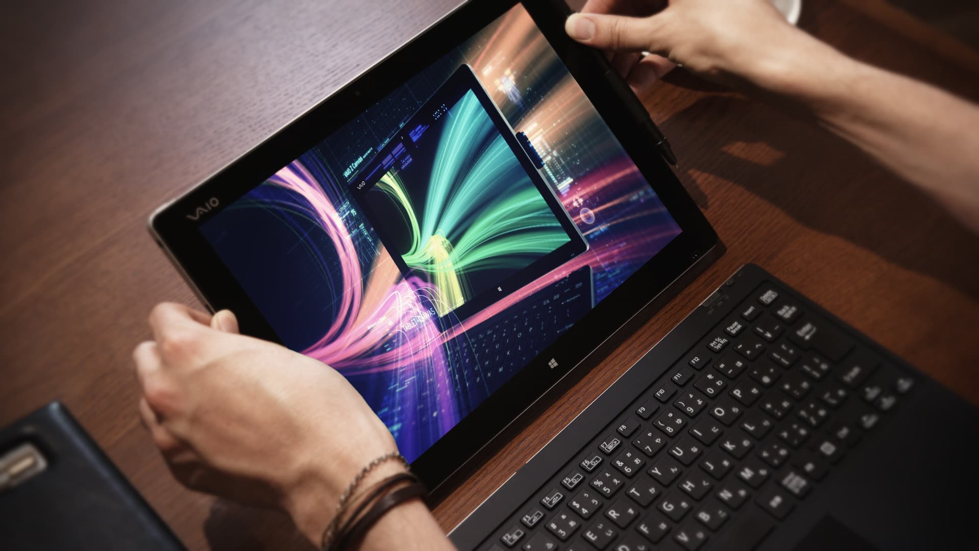 vaio_z_canvas_edit_02.jpg